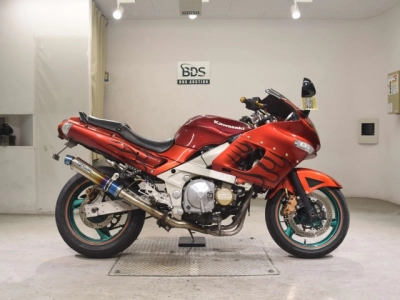 Kawasaki ZZR400-2