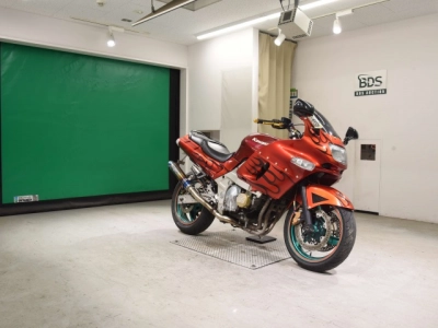 Kawasaki ZZR400-2