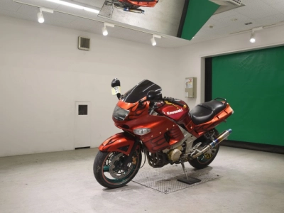Kawasaki ZZR400-2