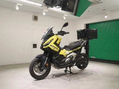 Honda X-ADV750-2