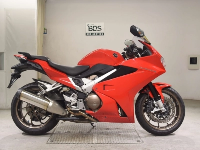 Honda VFR800F