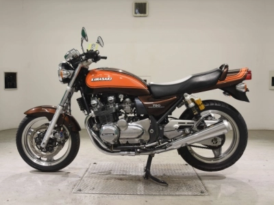 Kawasaki ZEPHYR750