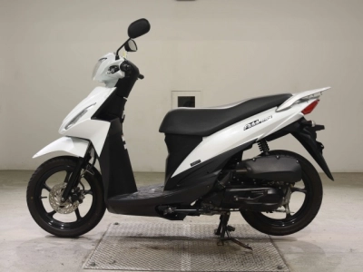 Suzuki ADDRESS110-2