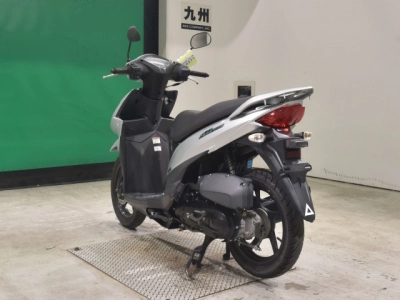 Suzuki ADDRESS110-2