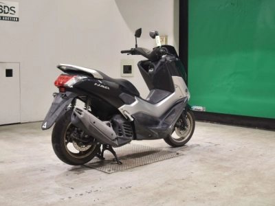 Yamaha NMAX