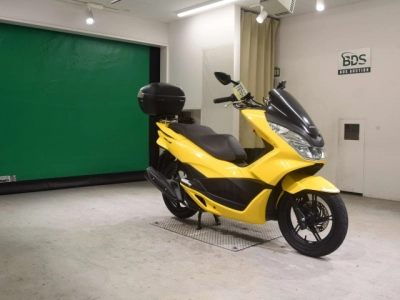 Honda PCX125-2