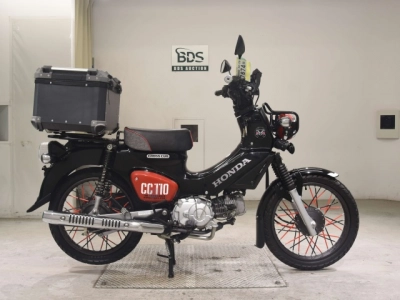 Honda  CROSS  CUB 110-2