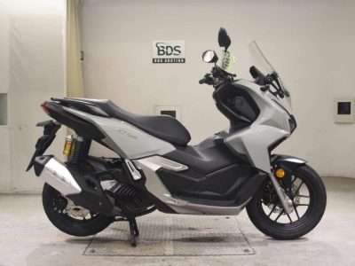 Honda ADV160