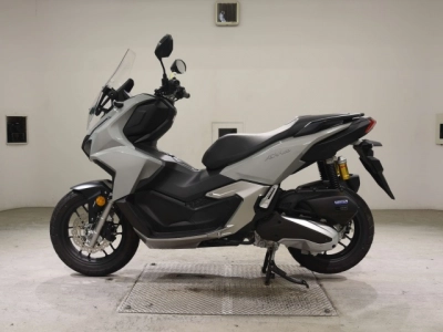 Honda ADV160