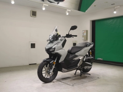 Honda ADV160