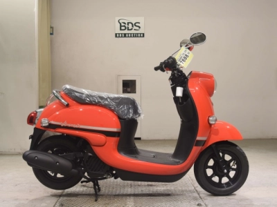 Yamaha VINO-4