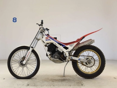 Honda RTL250S