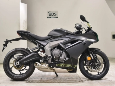 Triumph  TRIUMPH  DAYTONA 660