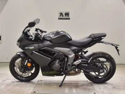 Triumph  TRIUMPH  DAYTONA 660