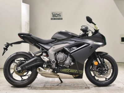 Triumph  TRIUMPH  DAYTONA 660