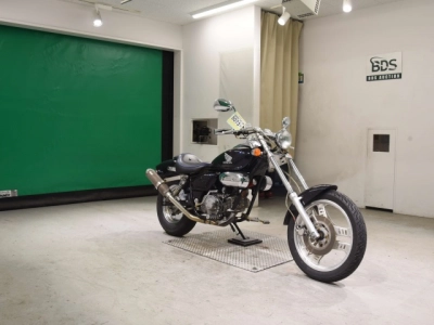 Honda MAGNA 50