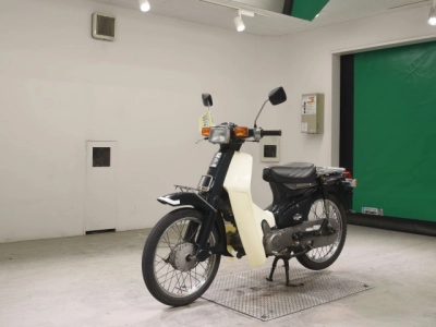 Honda C90