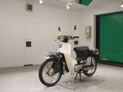 Honda C70