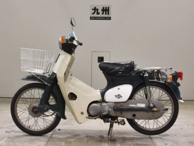 Honda C50