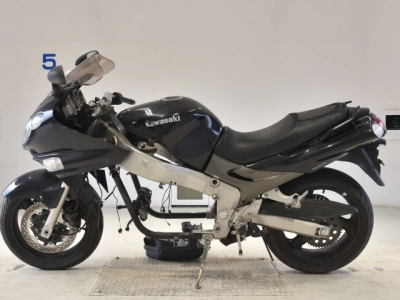 Kawasaki ZZR1200
