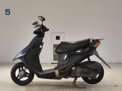 Suzuki ADDRESS V50