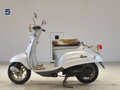 Suzuki BELL DE