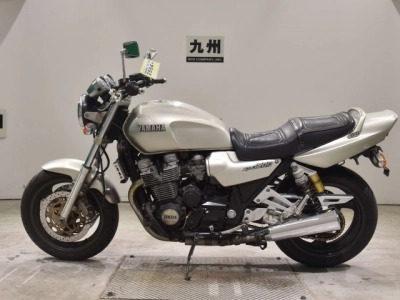 Yamaha XJR1200