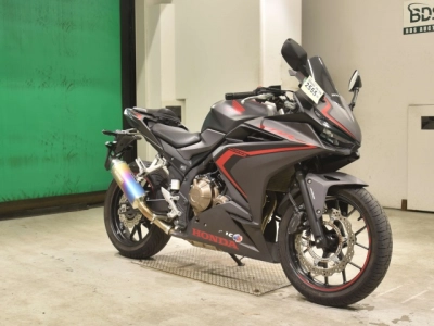Honda CBR400R-2