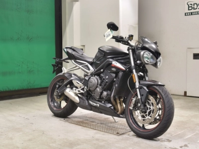 Triumph  TRIUMPH  STREET  TRIPLE RS