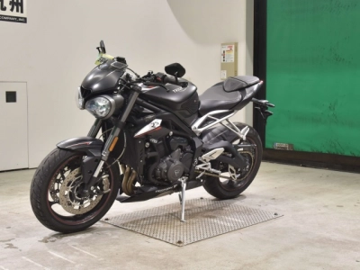 Triumph  TRIUMPH  STREET  TRIPLE RS
