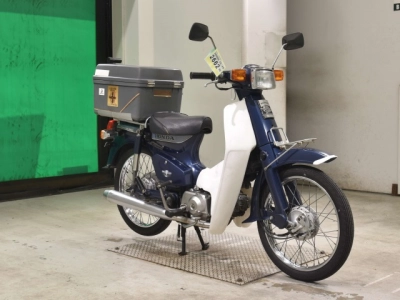 Honda C90