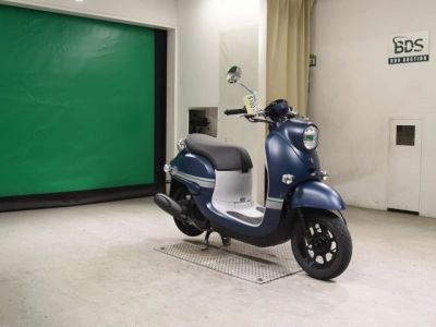 Yamaha VINO-4