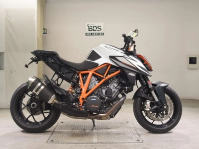 KTM KTM 1290 SUPER DUKE R