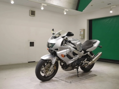 Honda VTR1000F