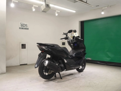 Honda PCX125-4