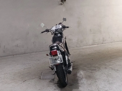 Yamaha SR400-1