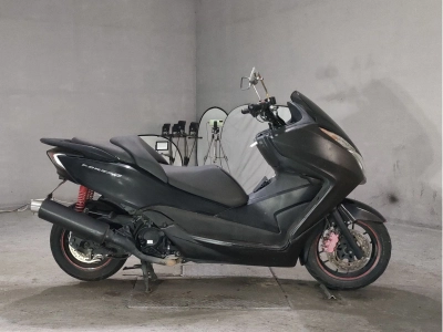Honda FORZA