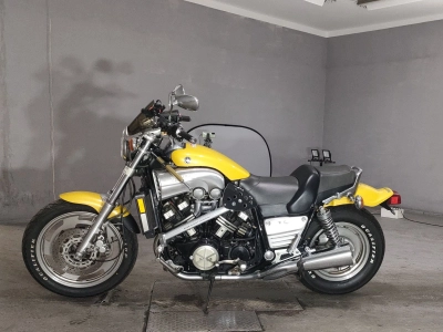 Yamaha V-MAX