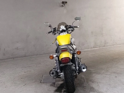 Yamaha V-MAX