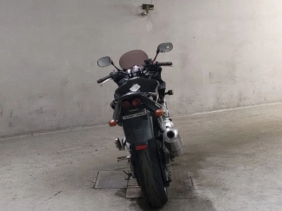 Yamaha FZS1000 FEATHER