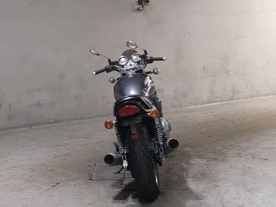 Kawasaki ZEPHYR1100RS