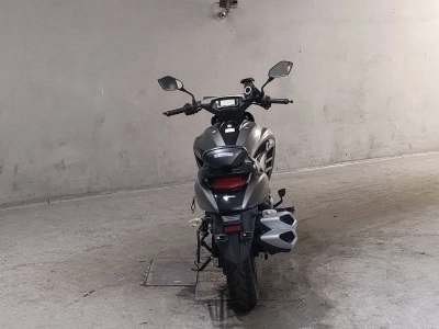 Suzuki  INTRUDER 150