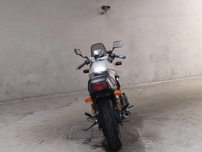 Suzuki GSX400S KATANA