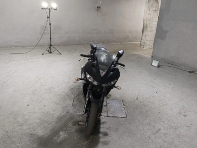 Yamaha YZF-R25