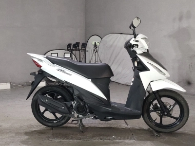 Suzuki ADDRESS V110