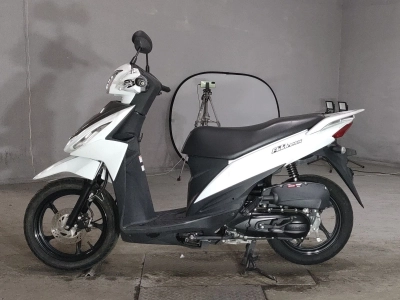 Suzuki ADDRESS V110