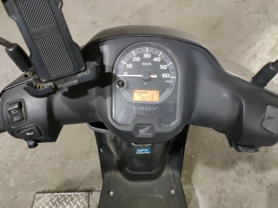 Honda  TACT  BASIC 