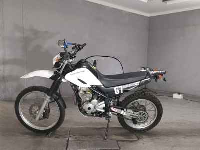 Yamaha SEROW 250