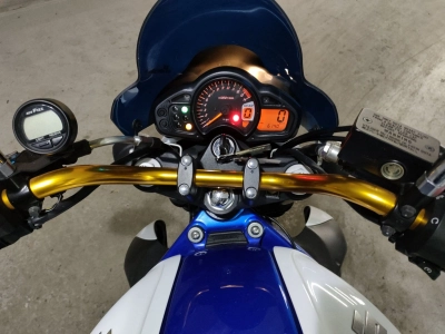 Suzuki GLADIUS400