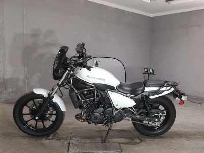 Kawasaki ELIMINATOR 400-1